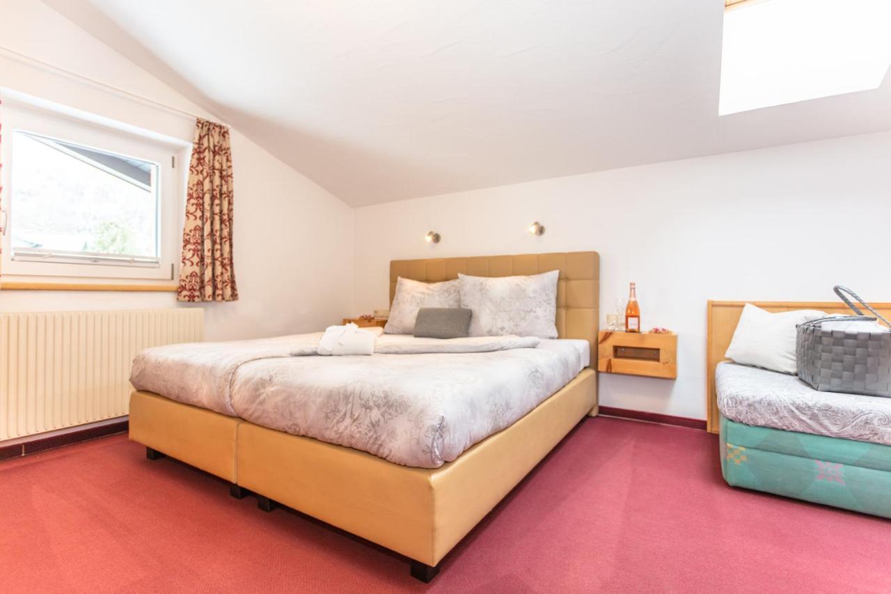 Apartmenthaus Maximilian Neukirchen am Großvenediger Εξωτερικό φωτογραφία